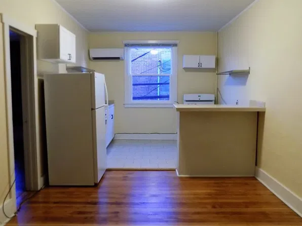 115 North Main St., 115 N Main St APT 8, Fairfield, IA 52556