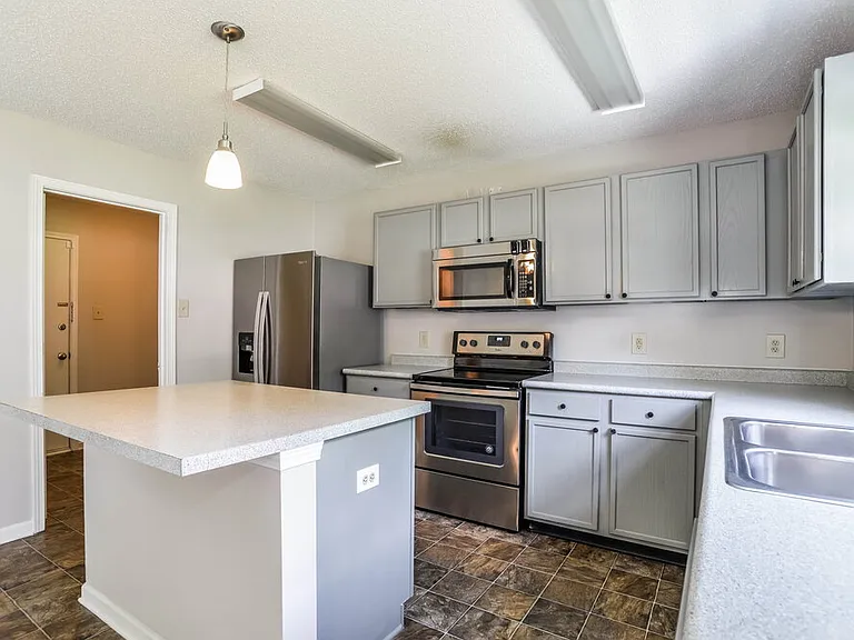 7029 Maple Park Ln — Photo 8