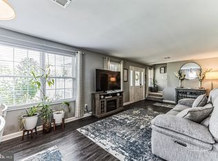 14710 Featherstone Rd, Woodbridge, VA 22191