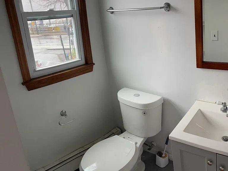 135 Southside Ave #1F — Photo 2