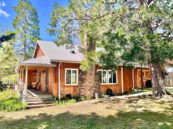 1103 North St, Yreka, CA 96097