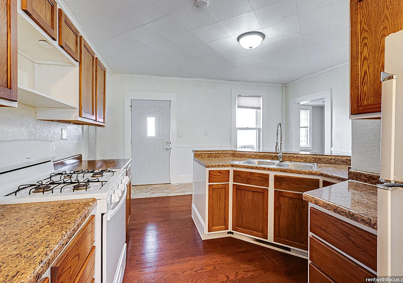 704 Otter Avenue — Photo 1