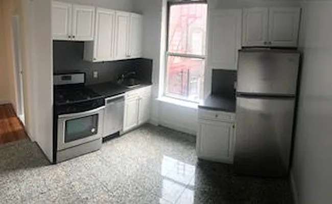 Rented by JMG Properties | media 1