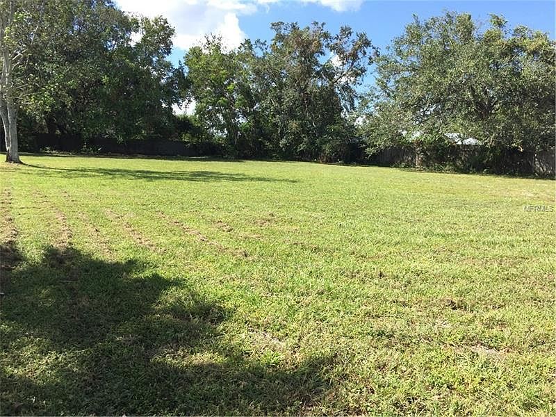 2nd image of 6002 Tomoka Dr