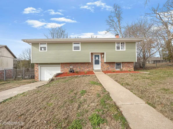 5210 Shadow Ct, Jefferson City, MO 65109