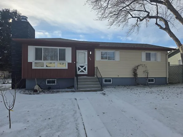436 East 8th St, Powell, WY 82435
