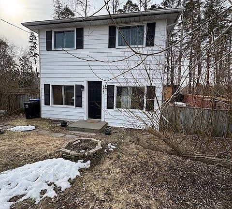 2nd image of 733 Park Rd