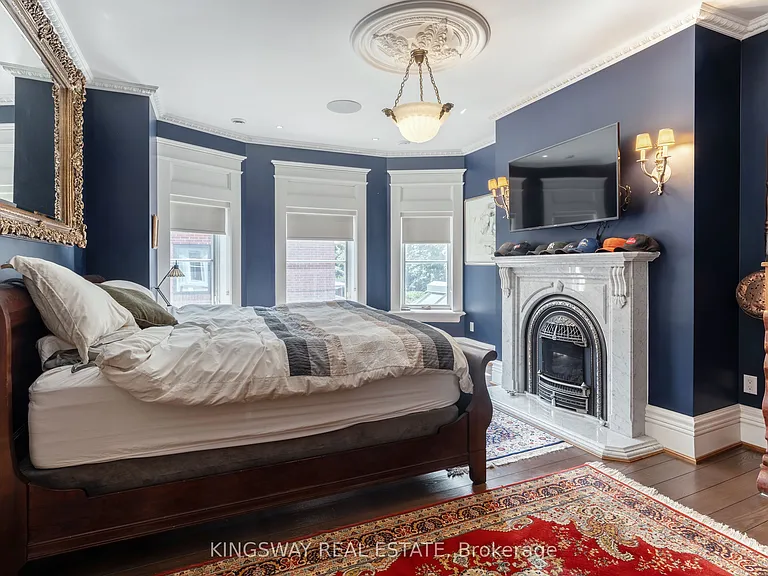 166 High Park Ave — Photo 21