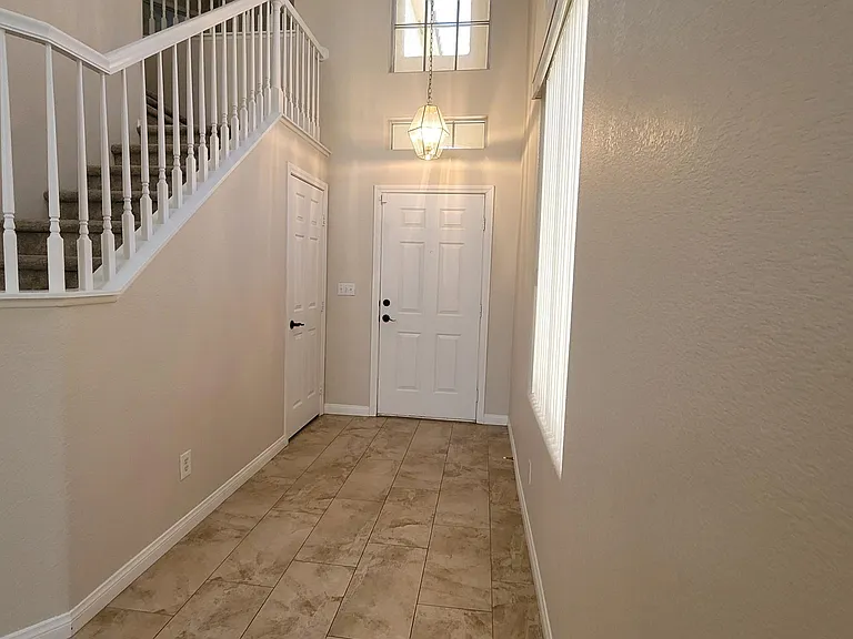 1109 Scenic Crest Dr — Photo 5