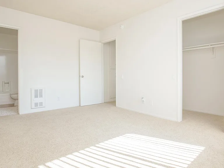 Country Woods Apartment Homes — Photo 15