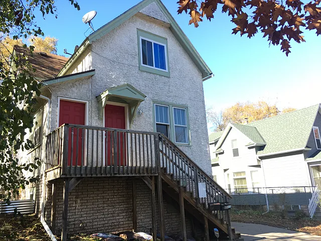 This is a 4-bedroom unit occupying the lower and main floor of the home.