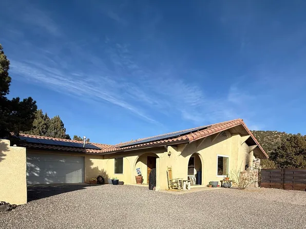 7 Cygnet Rd, Silver City, NM 88061
