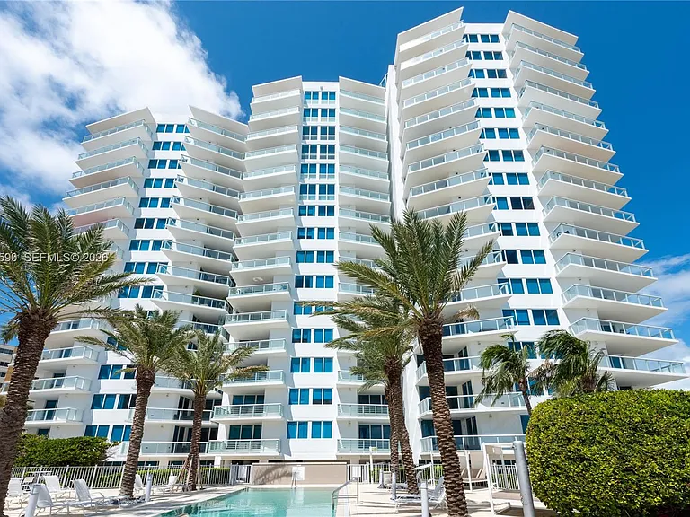 3801 Collins Ave #1502 — Photo 29