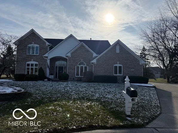 14901 Pacer Ct, Carmel, IN 46032