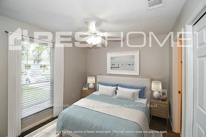 2051 Delray Ave — Photo 9