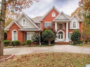 834 Cherokee Ridge Dr, Union Grove, AL 35175