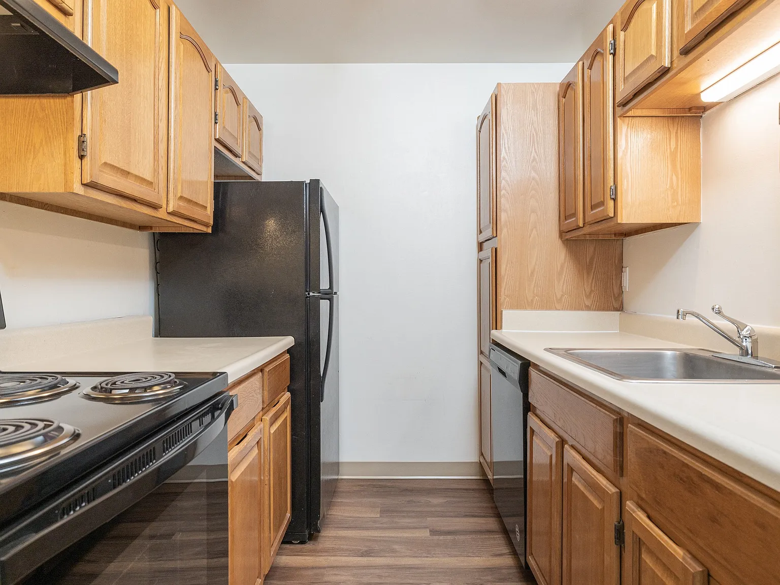 Squires Manor Apartment Homes — Photo 4