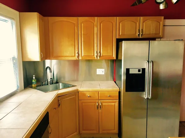 14728 Bayes Ave, Lakewood, OH 44107