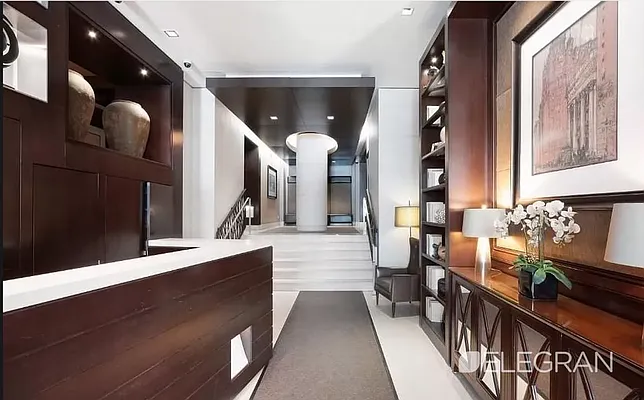 Rented by Elegran | media 6