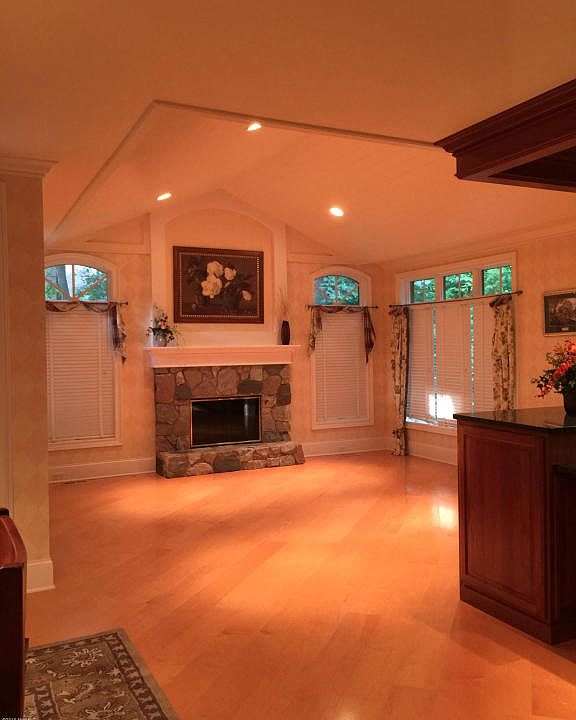 1st image of 6193 S Gatehouse Dr SE