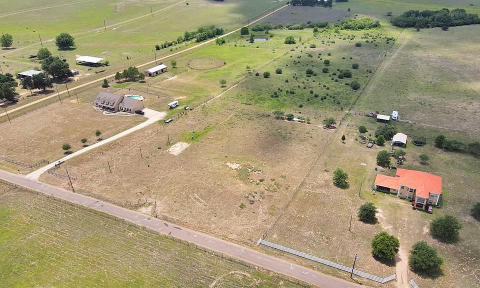 810 Frazer Rd, Sealy, TX 77474 MLS 12155158 Zillow