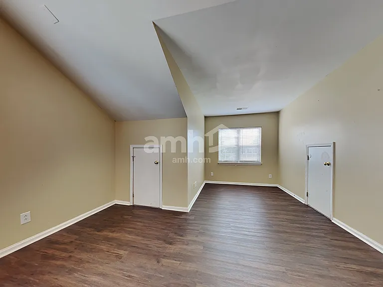 503 Sparkleberry Ln — Photo 14