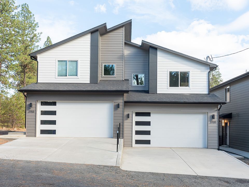 2-Car Private Driveway