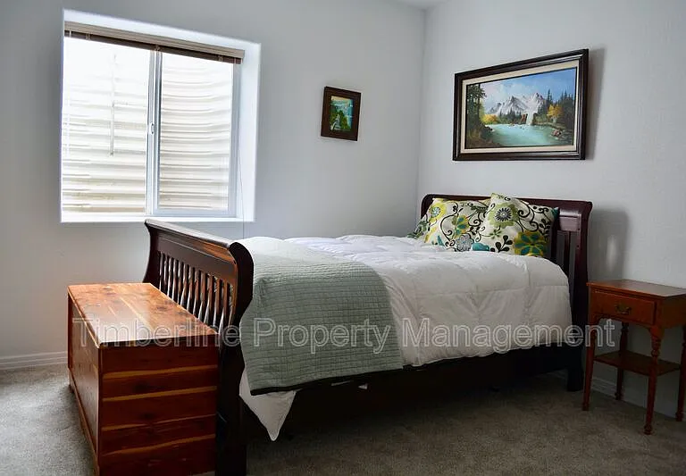 2335 Amberwood Ln — Photo 13