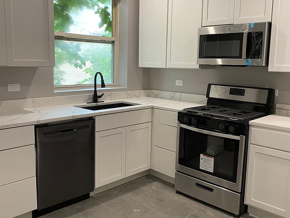 1st image of 1305 N Homan Ave #1S