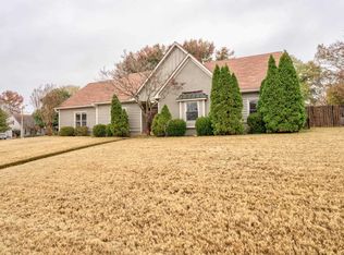 846 Meadow Vale Dr, Collierville, TN 38017