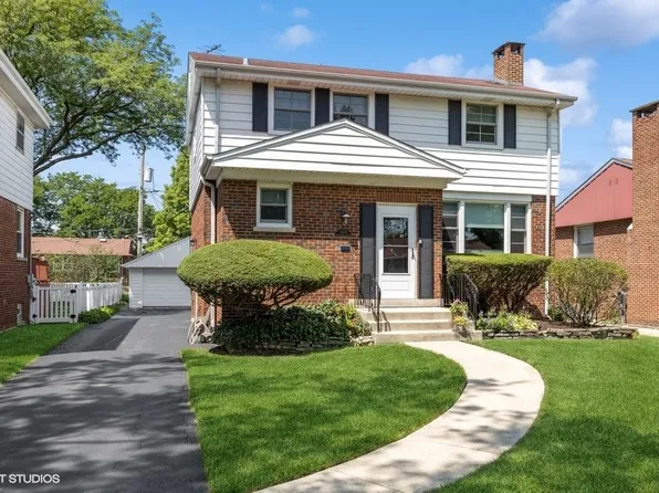 1534 Newcastle Ave, Westchester, IL 60154