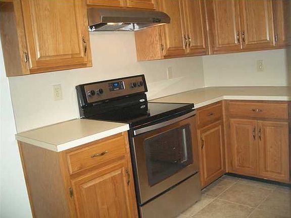 4th image of 6013 Vineyard Ln