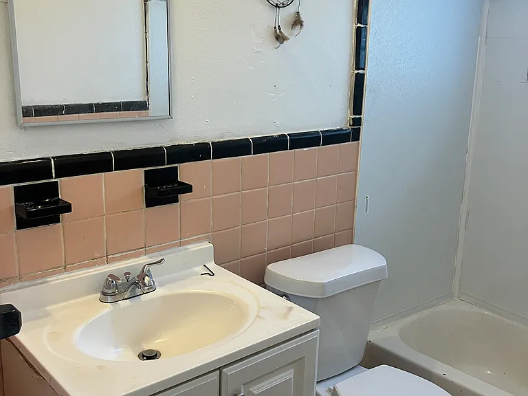 16316 Manning St — Photo 15
