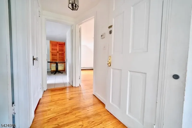 382 High Mountain Rd, North Haledon, NJ 07508 — Photo 2