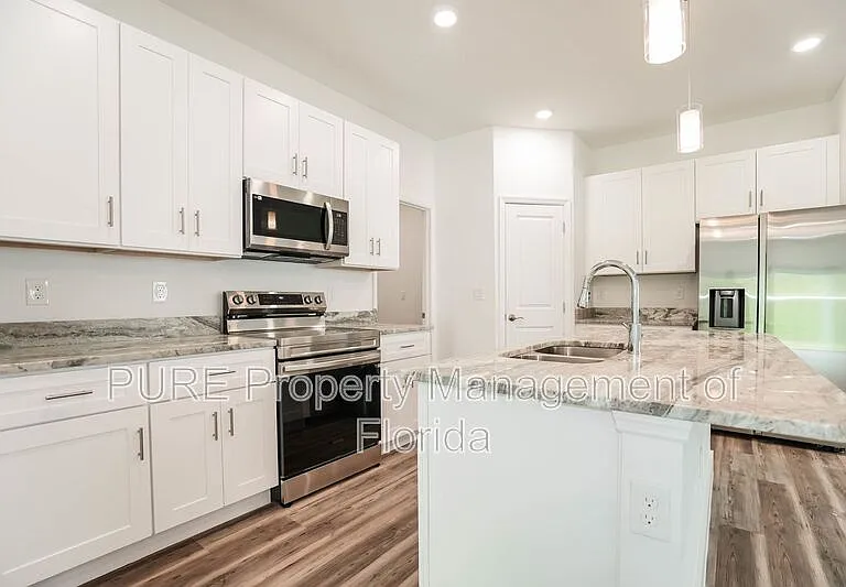 4475 NW 1st Ter — Photo 6
