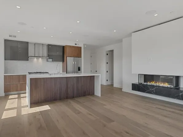1103 S Van Ness Ave, San Francisco, CA 94110