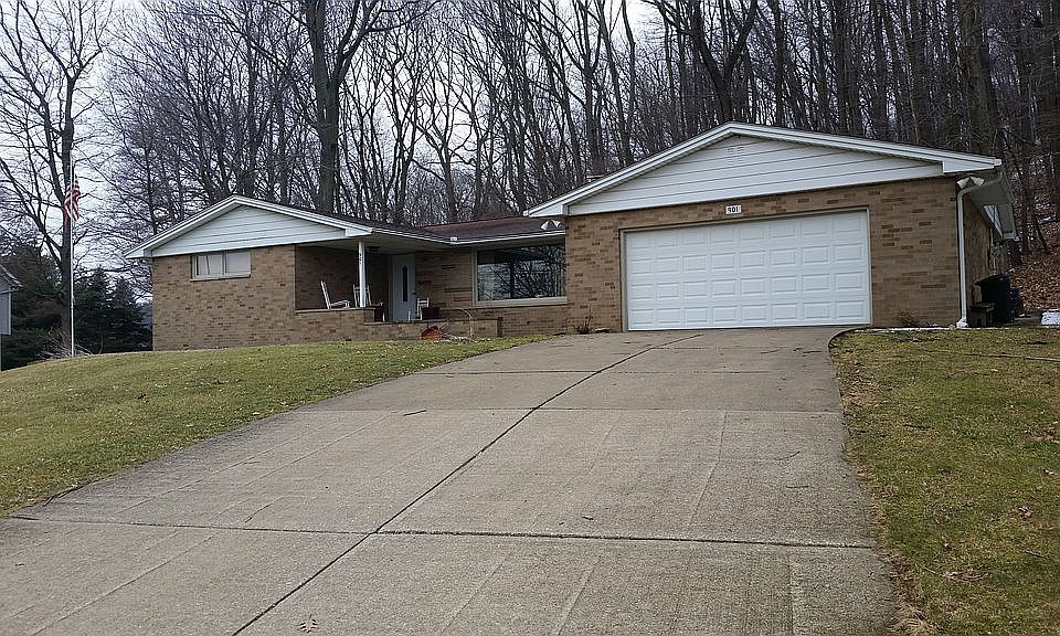 2nd image of 901 Lynnwood Dr