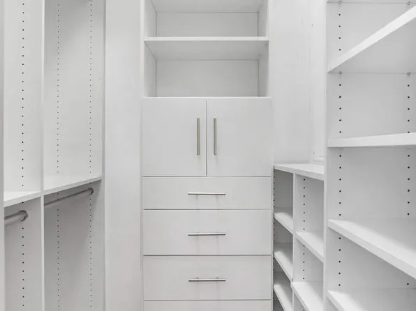 23 East 10th Street image 7 of 18