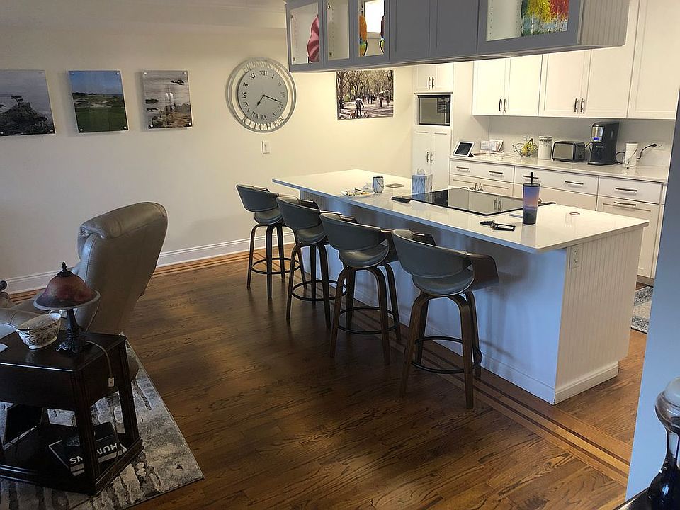  Open Kitchen area 
