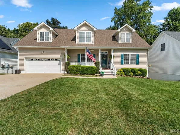 4212 Maughan House Ter, Chester, VA 23831