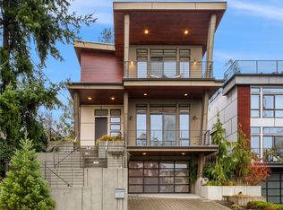 3012 NW 70th St, Seattle, WA 98117