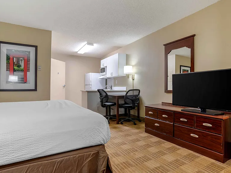 Studio Suite - 1 King Bed