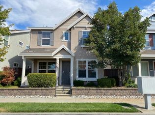 3128 Village Plaza Dr, Roseville, CA 95747