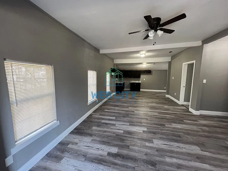 ** Coming Soon ** 3 Bed 2 Bath House For Rent! ** — Photo 4