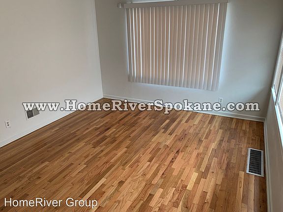 3rd image of 221 N Broad St #B