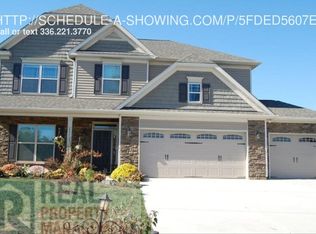 2511 Steep Oak Ct, High Point, NC 27265