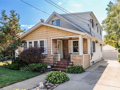 7 Longfellow Street, Baldwin, NY, 11510