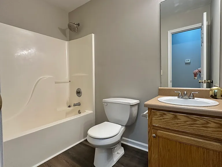 209 Sewell Rd — Photo 7