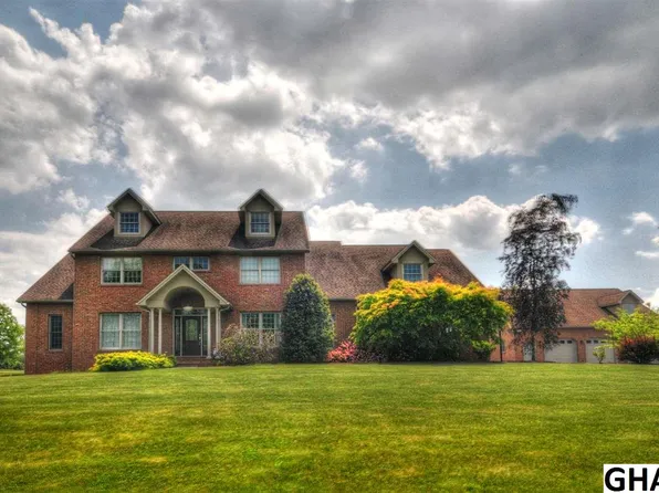 51 Shughart Rd, Carlisle, PA 17015