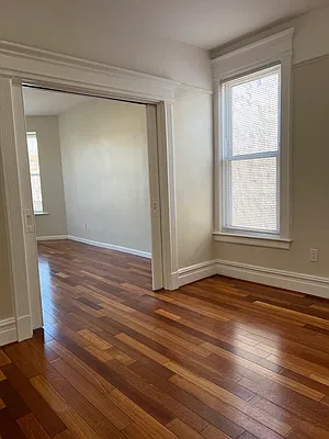 Rented by Remax Edge | media 6